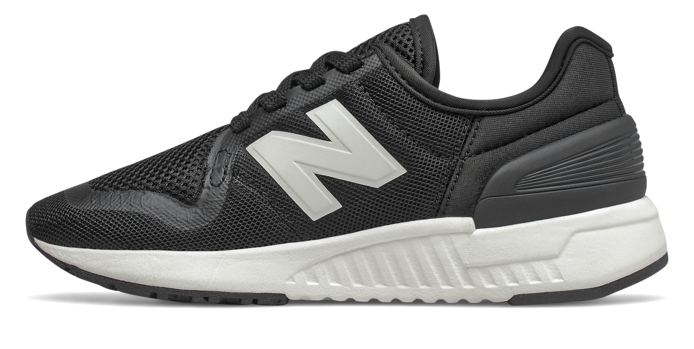 black 247 new balance