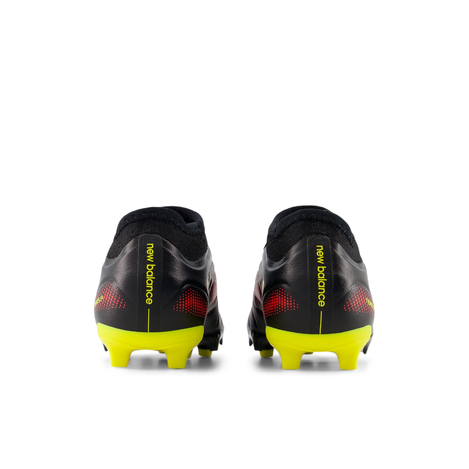 Детские кроссовки New Balance Tekela Team Low Jnr FG V5 — фото 4