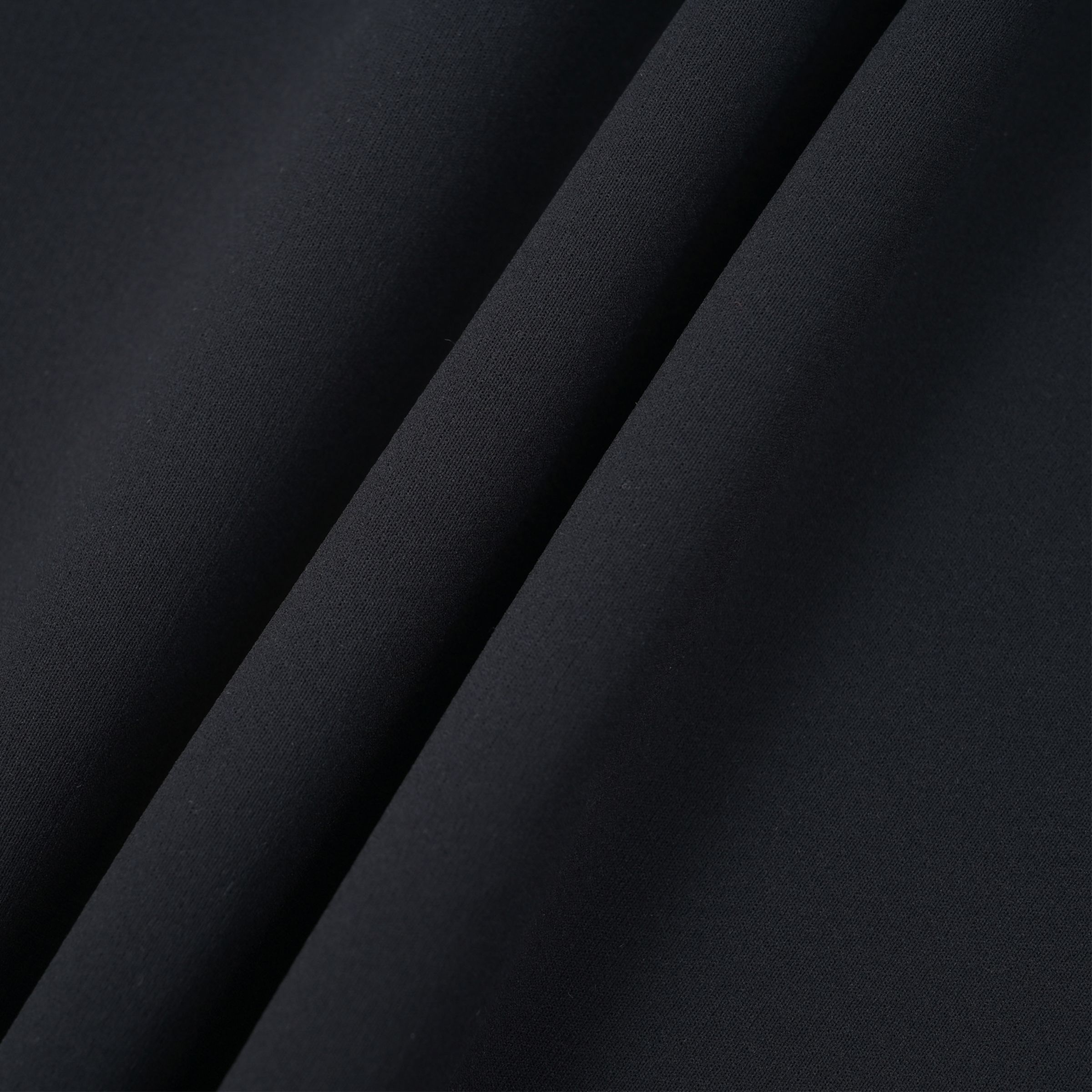 Black Out ストレッチニットハーフジップトップ