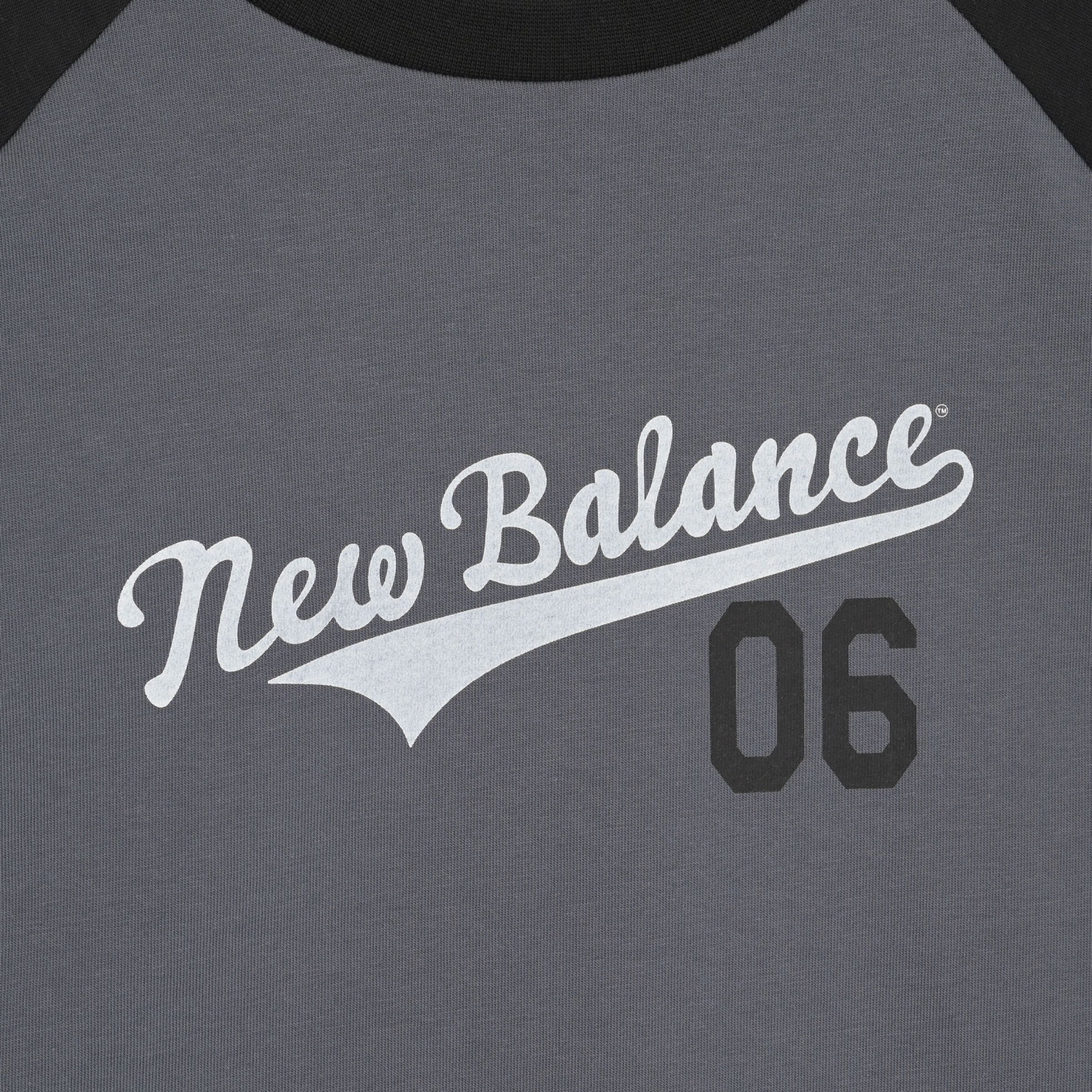 グラフィックラグランショートスリーブシャツ