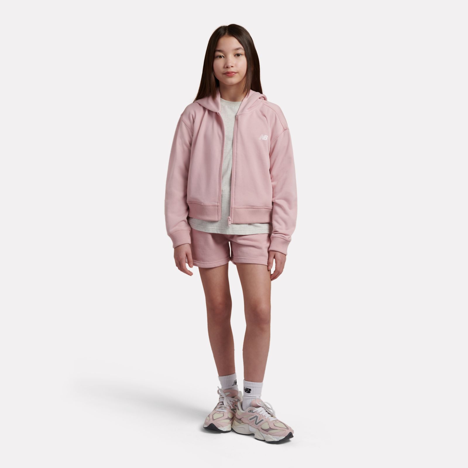 Детские худи New Balance 9060 Graphic Cropped Zip — фото 2