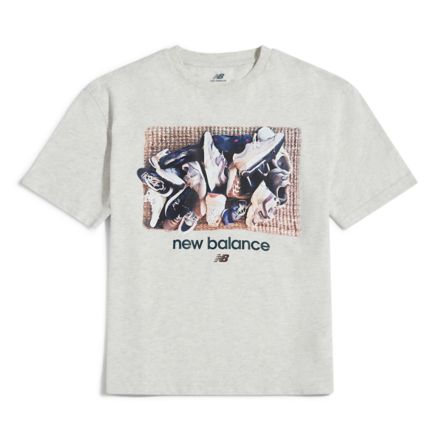 Welcome Home Graphic T-Shirt